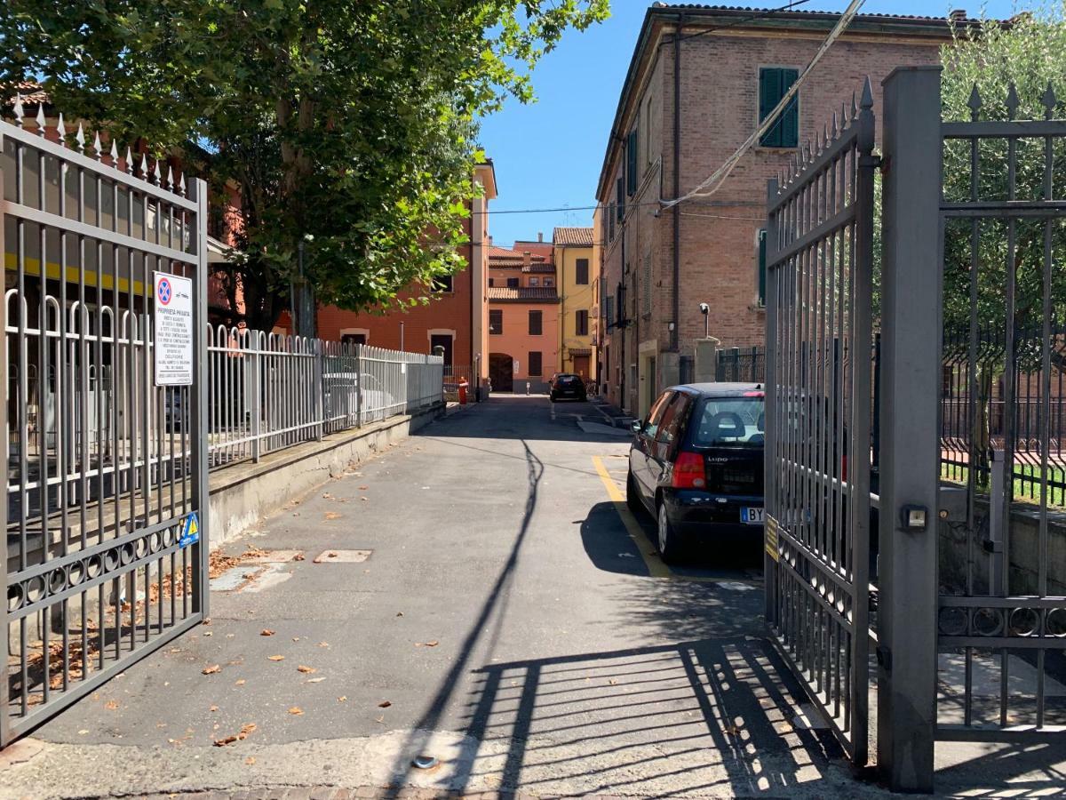 BED in BO Porta San Donato Apartment Bologna Bagian luar foto